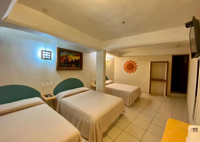 Real Monrey 2* Zihuatanejo