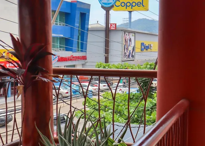 Real Monrey Hotel Zihuatanejo